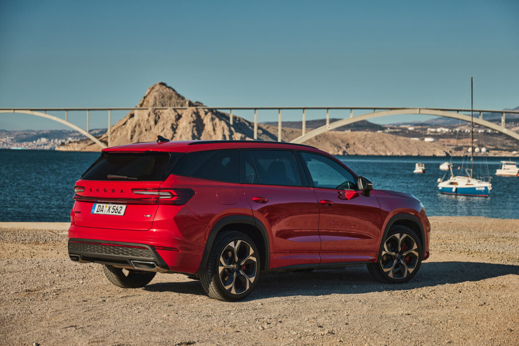 Skoda Kodiaq RS India Stuns Everyone Sensational 50 Unit Sellout Happens in Just Six Minutes