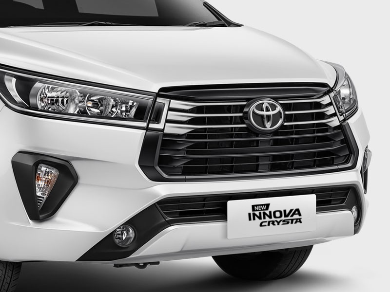 2026 Toyota Innova Crysta Gallery