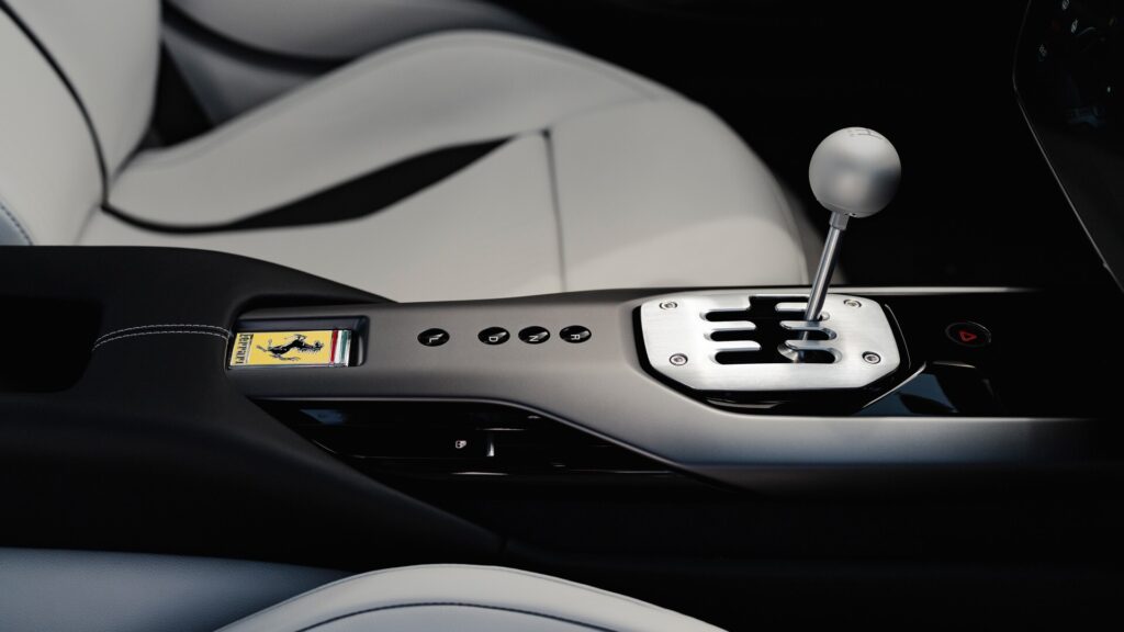 Ferrari 12Cilindri Manuale